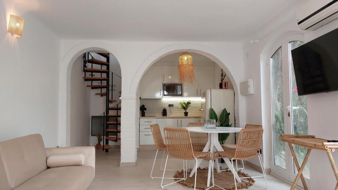 New Boho Home With Balcony, Private Garden And Communal Pool Nerja Exterior photo
