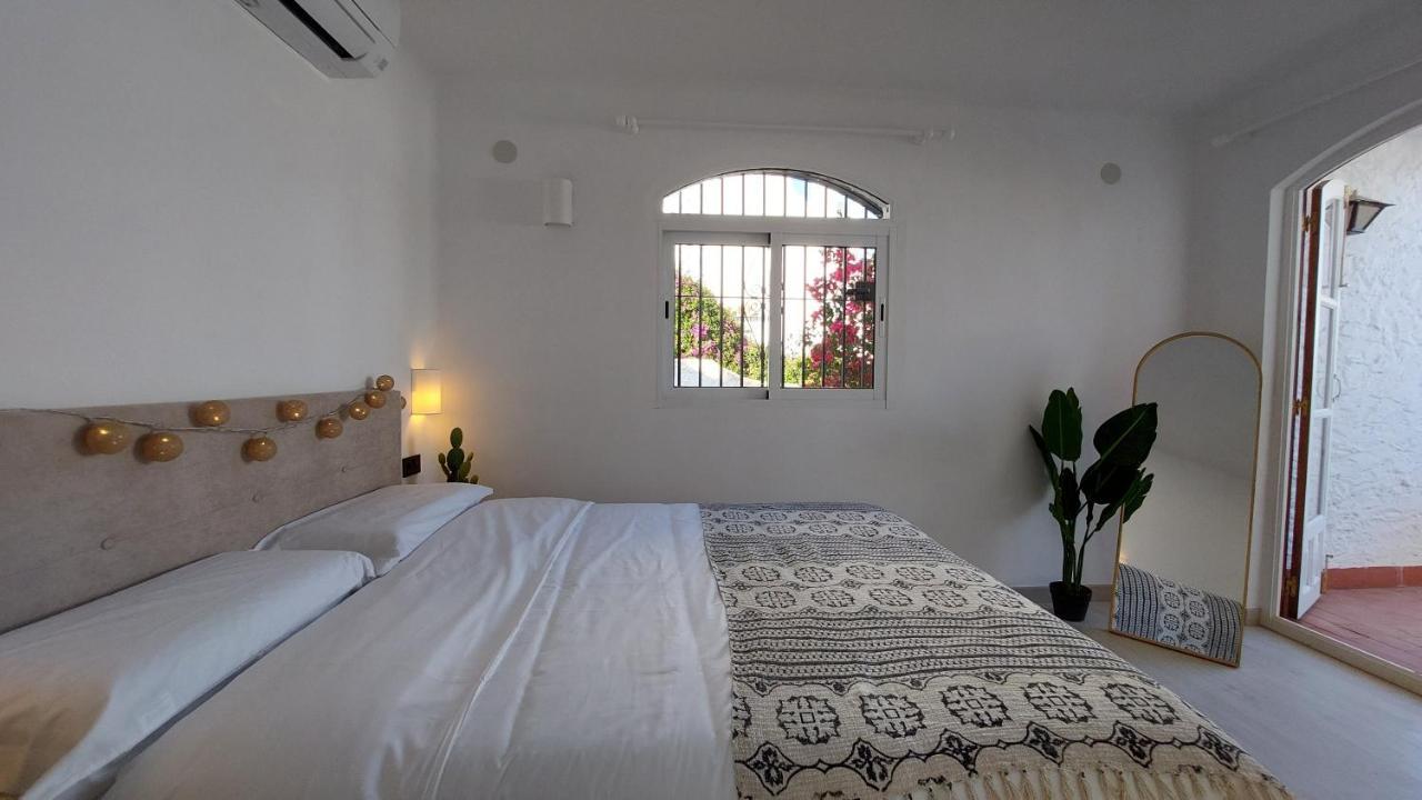 New Boho Home With Balcony, Private Garden And Communal Pool Nerja Exterior photo