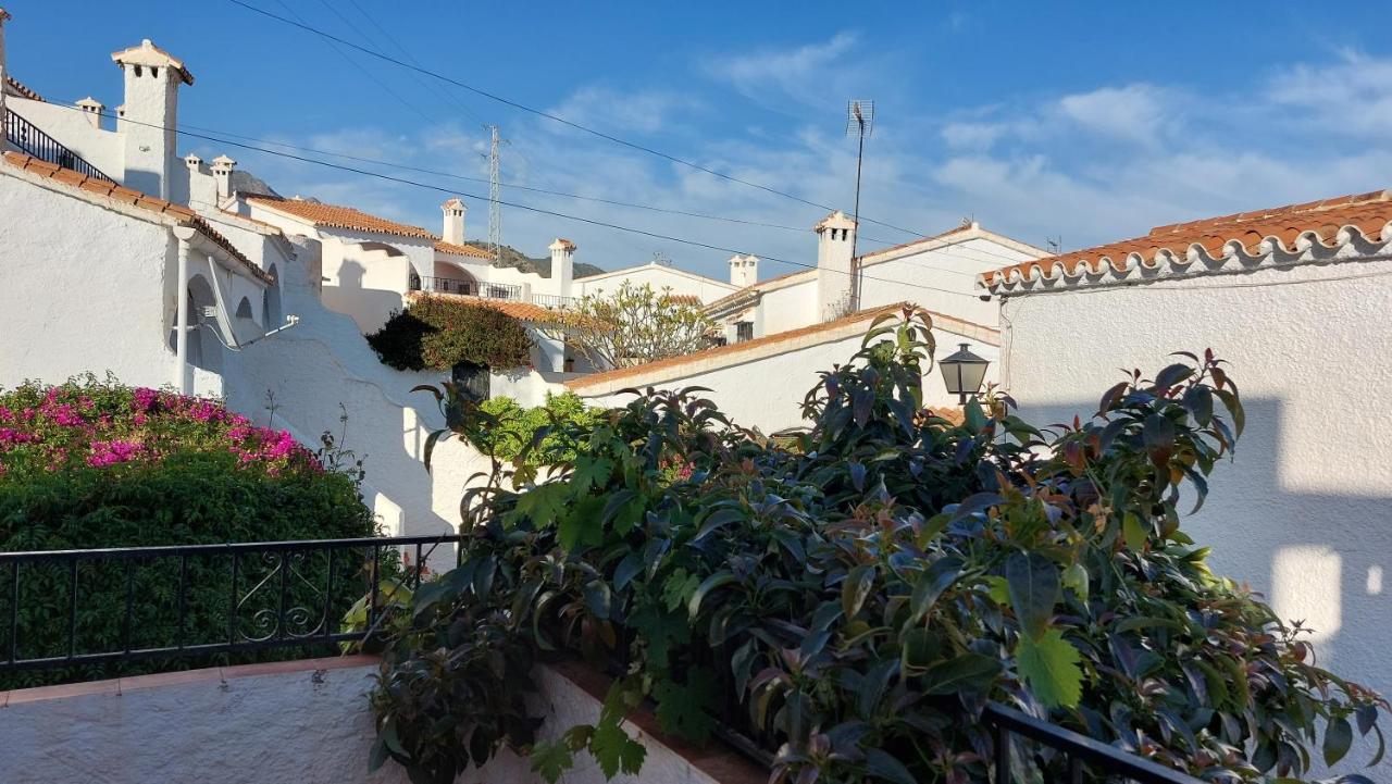 New Boho Home With Balcony, Private Garden And Communal Pool Nerja Exterior photo