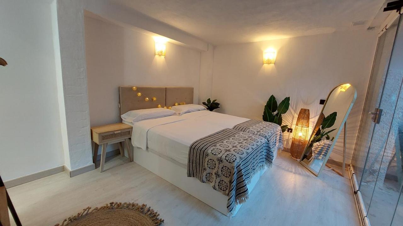 New Boho Home With Balcony, Private Garden And Communal Pool Nerja Exterior photo